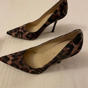 New! Open Box, never Worn Guess Leopard Print Stiletto Heels Pumps Size 6m